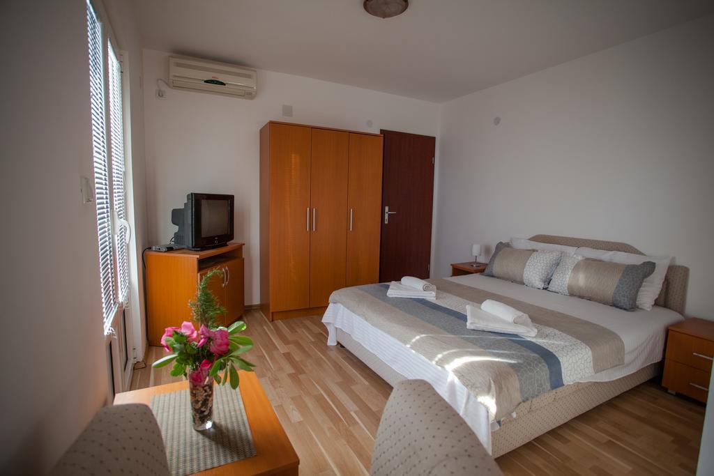 Panorama Apartments Будва Екстер'єр фото